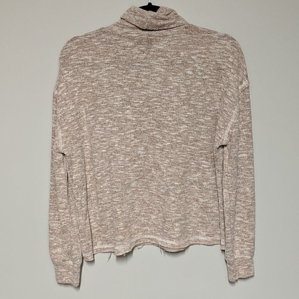 Universal Thread Cropped Turtleneck   - Picture 3 of 3